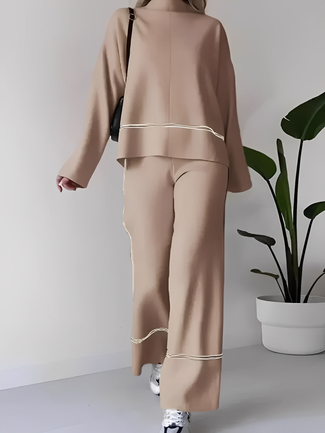 Urban Knit Travel Comfort Set