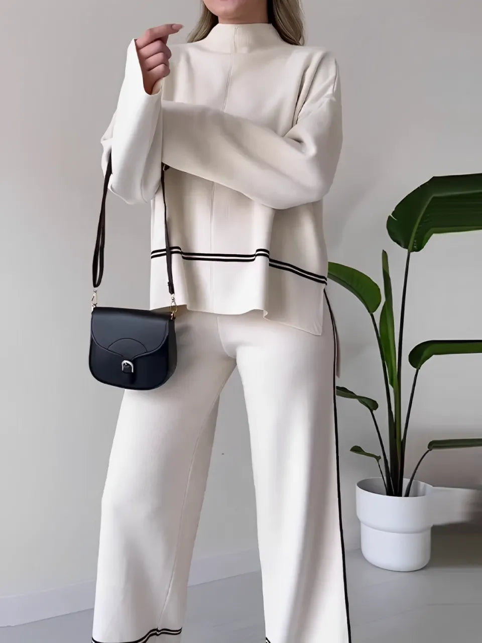 Urban Knit Travel Comfort Set
